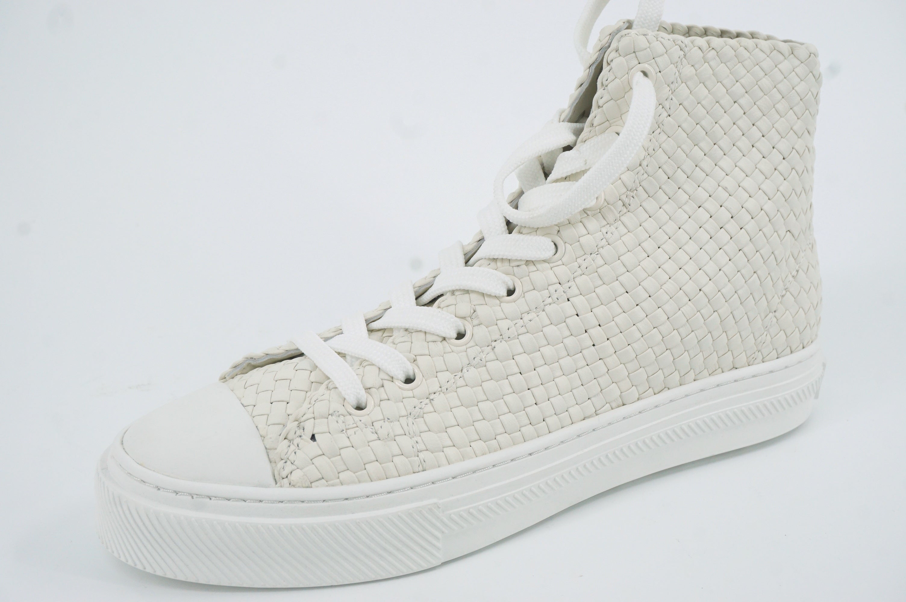 Stuart Weitzman Wova Woven Cream Leather High Top Flat Sneakers Size 9 New $495