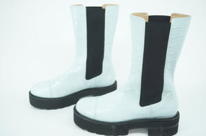 Stuart Weitzman Presley Lug-Sole Croc-Emb Leather Chelsea Boots SZ 8.5 Blue $695