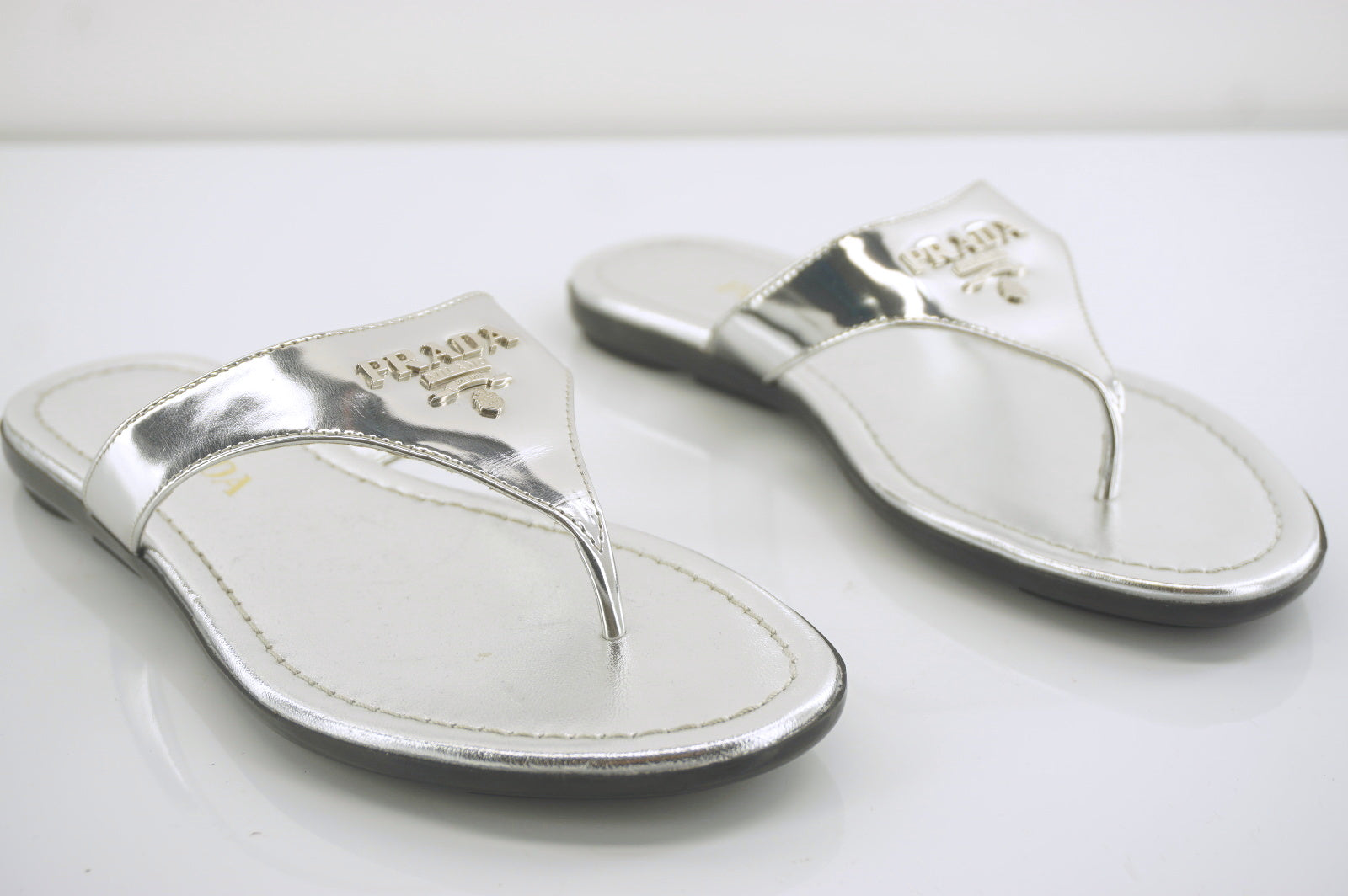 Prada Sport Metallic Silver patent thong sandal SZ 35 Gold logo $390 New