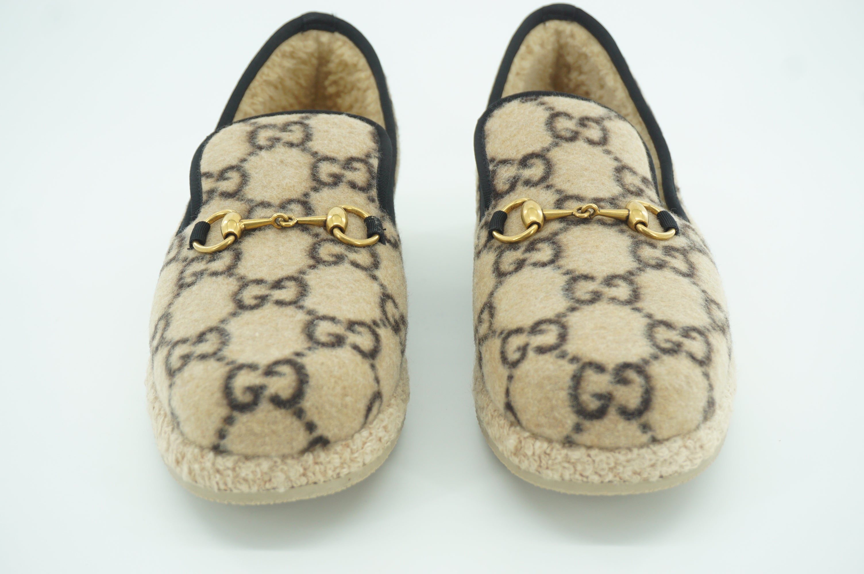 Gucci Fria Interlocking GG Horsebit Loafer Beige SZ 8G men dress shoe Wool Fur