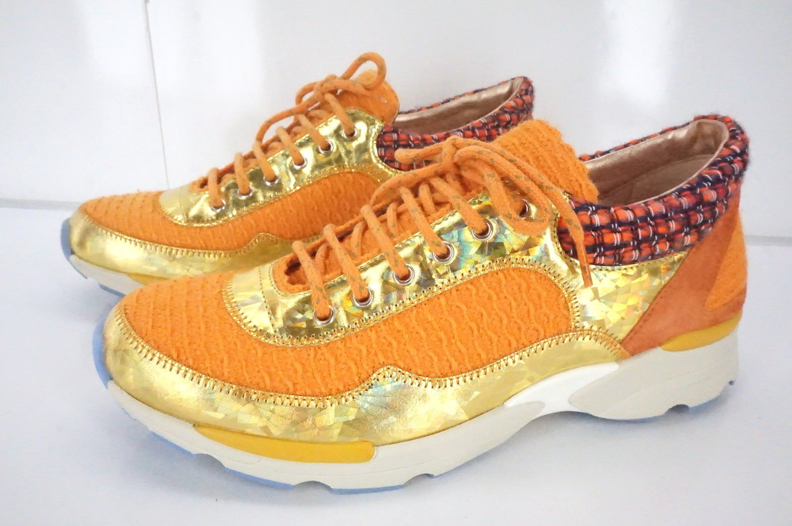 NIB Chanel Metallic Gold Orange Tweed Sneakers SZ 37.5 Fast Foot Trainer $1350
