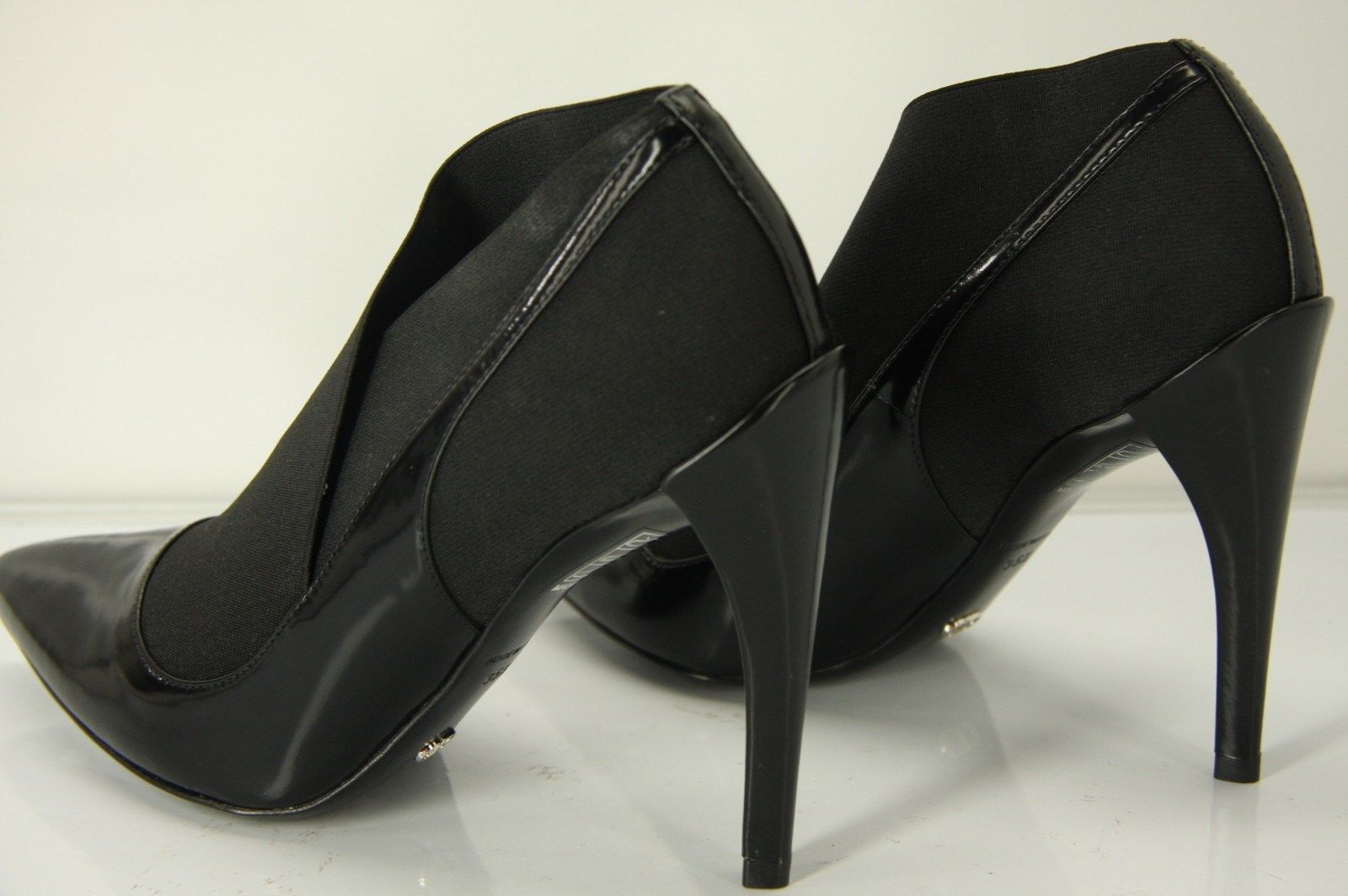 Christian Dior Elastic Strap Pointy Toe Pumps size 35.5 NIB High Heels $950