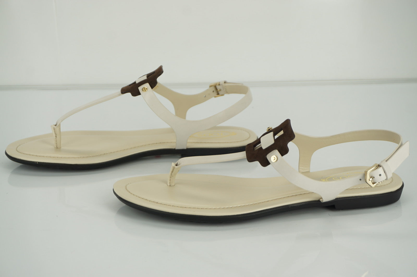 Tods Gomma T Strap Leather Thong Sandals size 36 Ankle Strap NIB $465