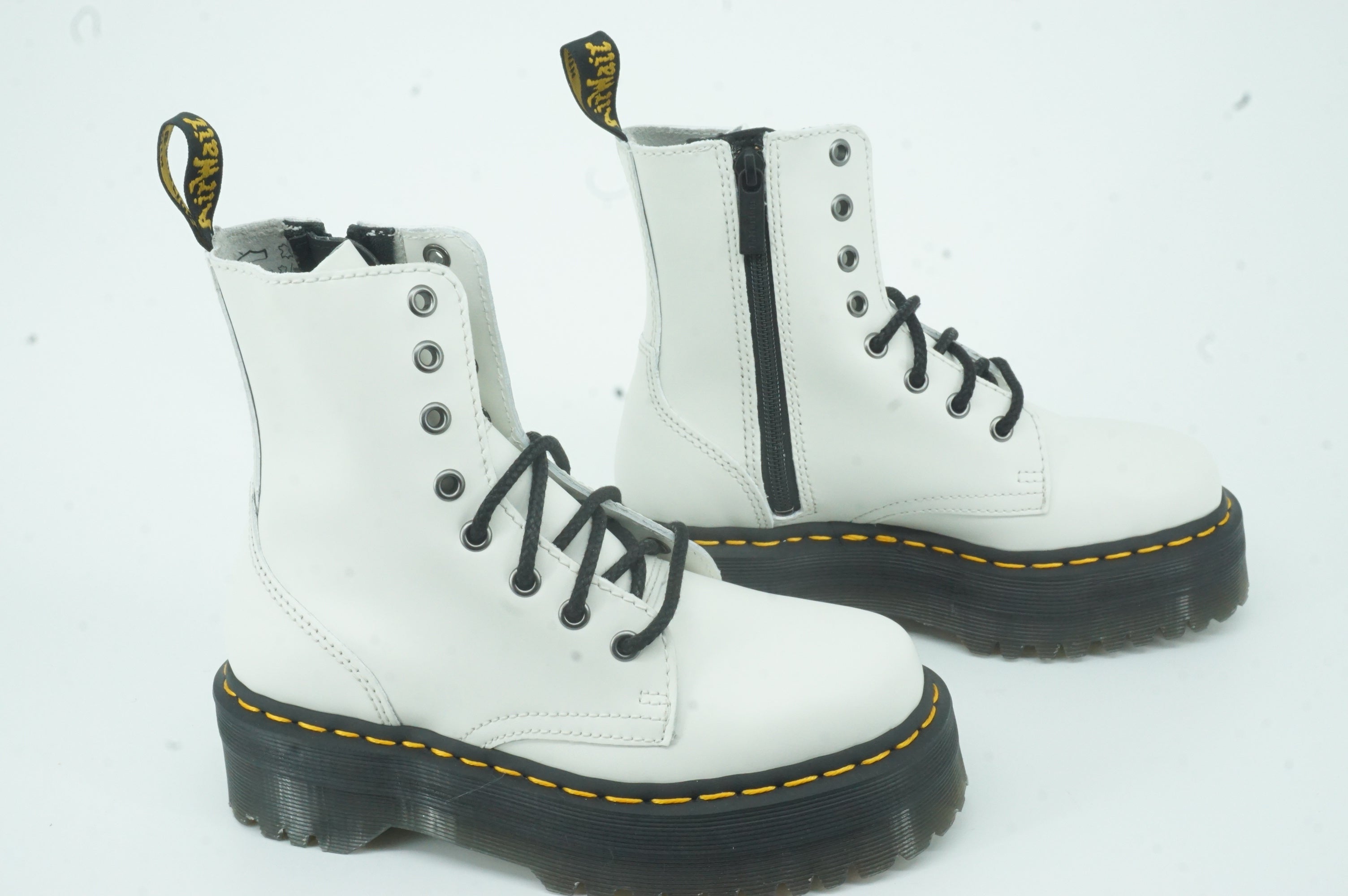 Doc Martens Jadon Platform White combat ankle boots size 5 M laces Dr. Womens
