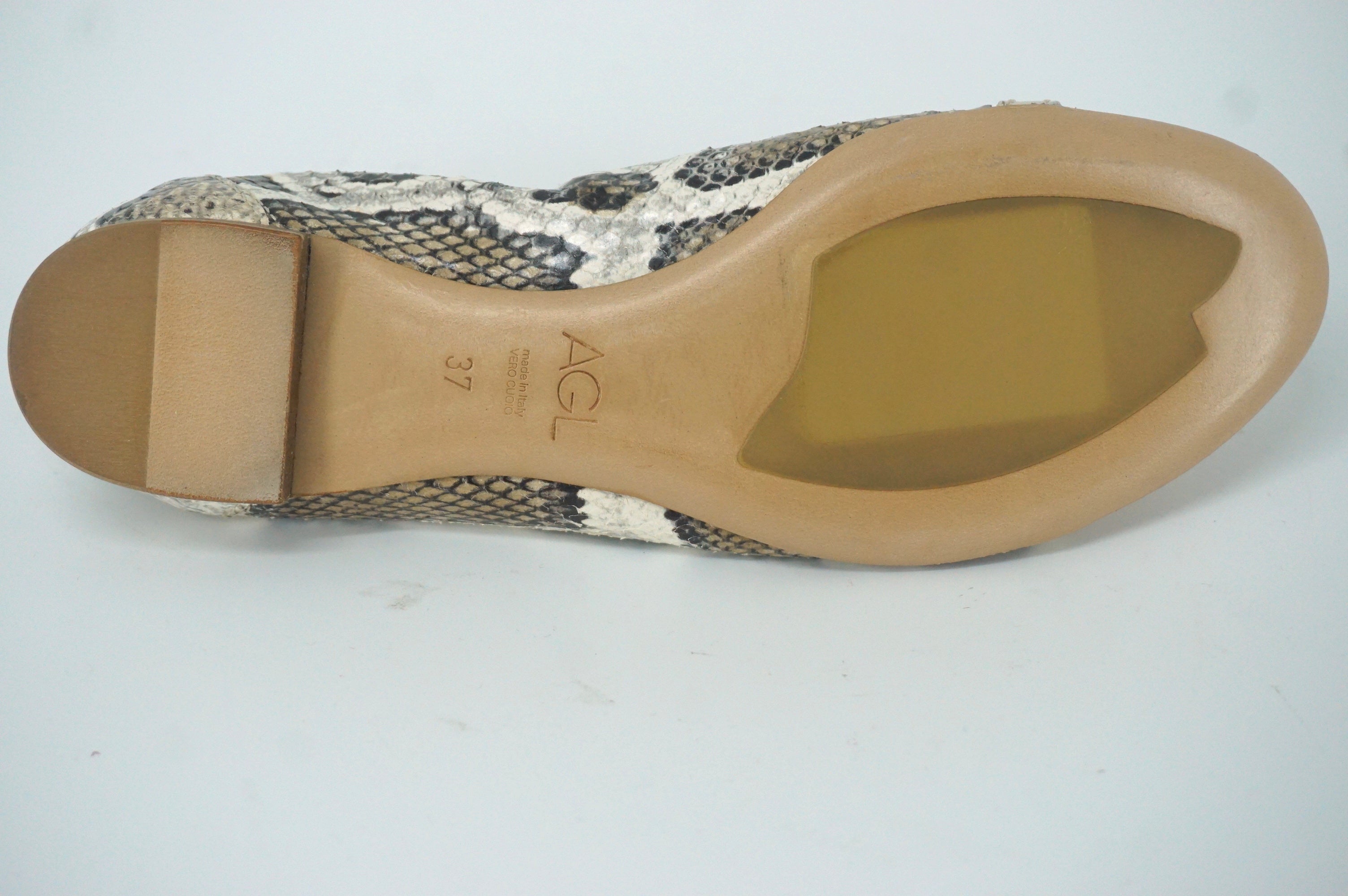 AGL Womens Link Ballet Flat Taupe Leather Size 37