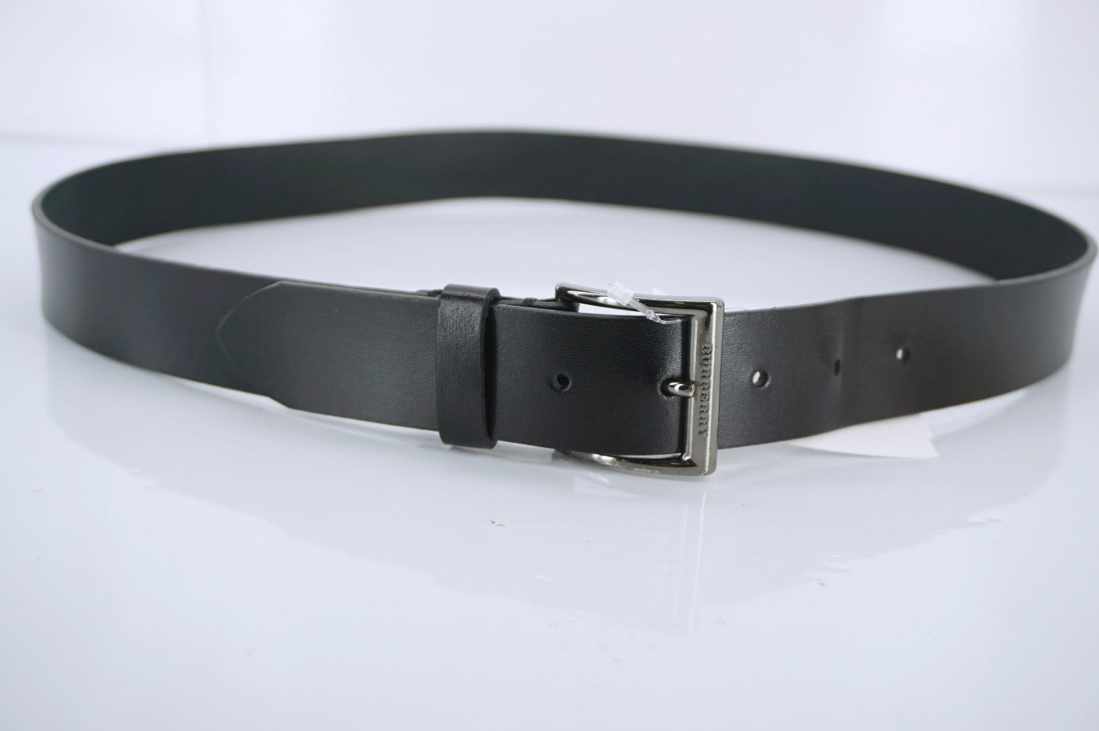 Burberry Bondway Mens silver logo buckle black leather Belt size 32 New $275