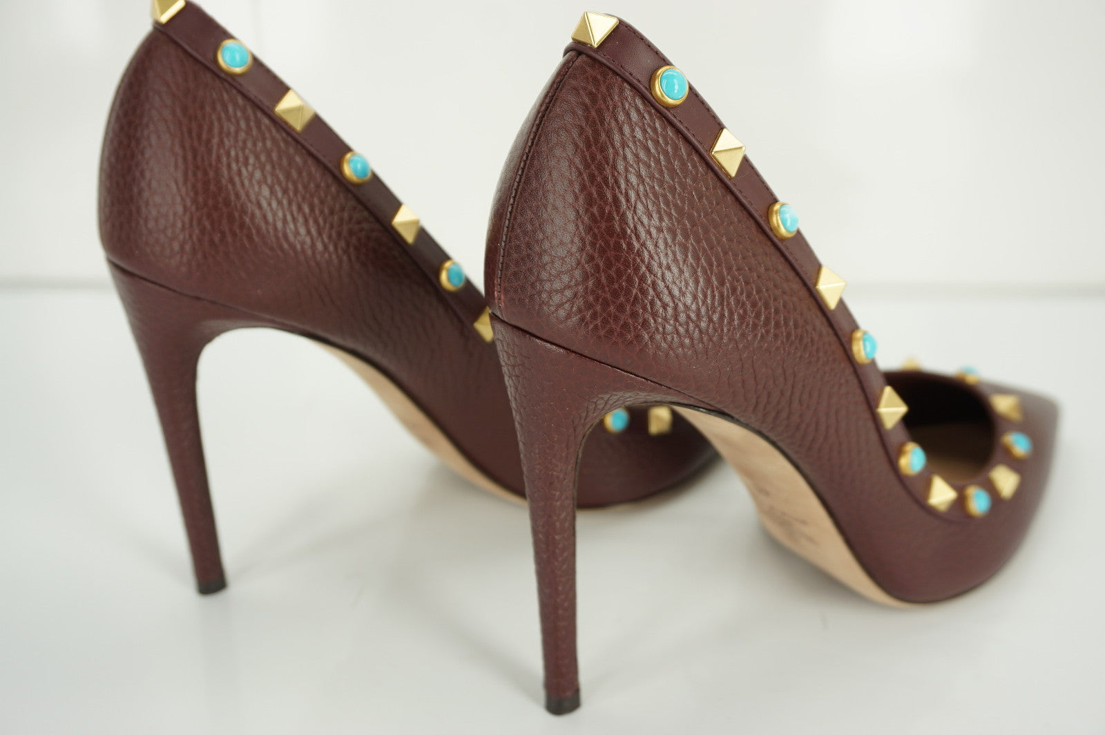 Valentino Brown Leather Rockstud Rolling Pointy Pumps Size 40 10 Heels NIB $1045