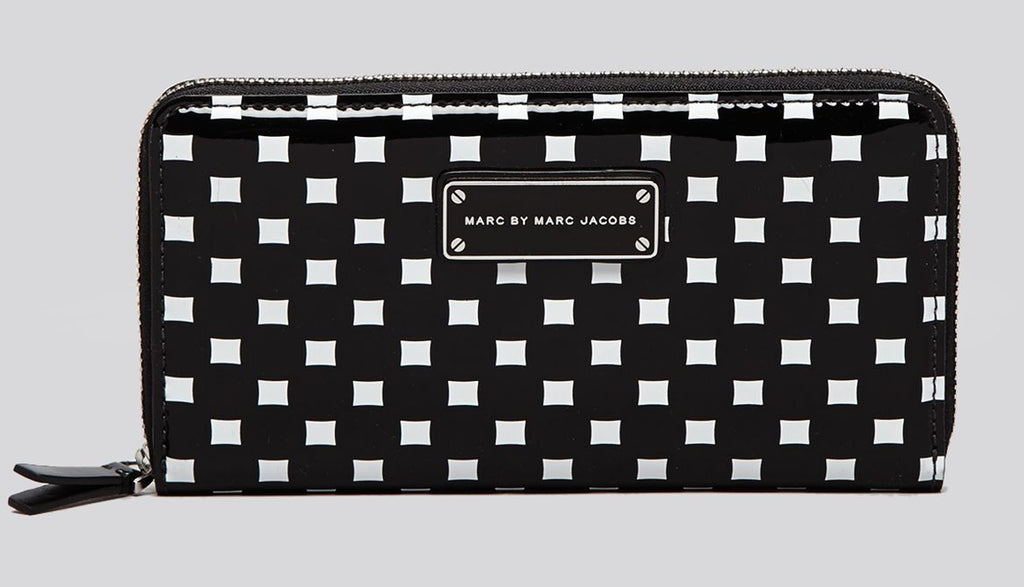 Marc Jacobs Techno block Continental Zippy Wallet $158 New black check