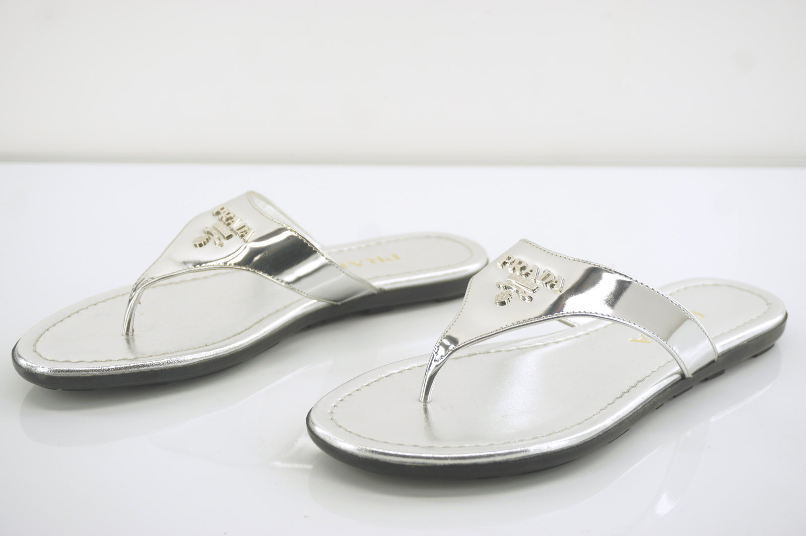 Prada Sport Metallic Silver patent thong sandal SZ 35 Gold logo $390 New