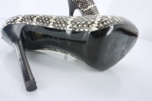 Alexander McQueen Gray Snake Optic Platform Heels Pumps Size 5.5 New $945 Toe Sz