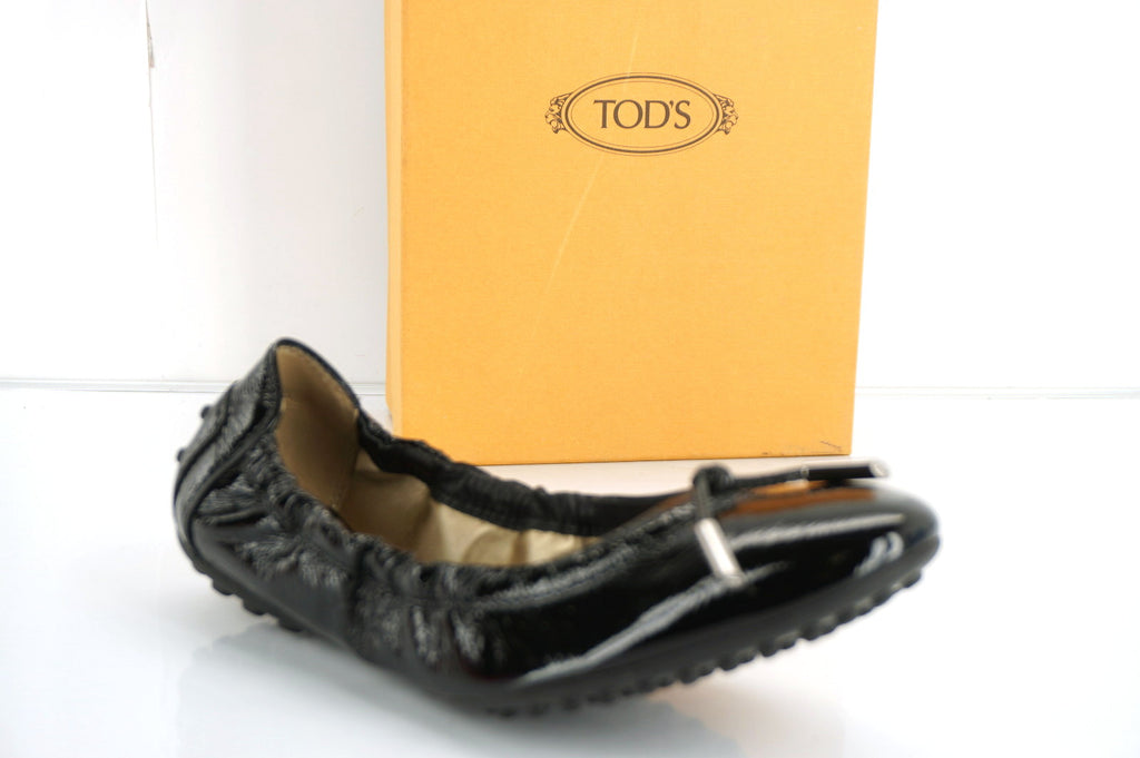 Tod's Dee Laccetto Black Patent Leather Ballet Flats size 35.5 Womens Italy made