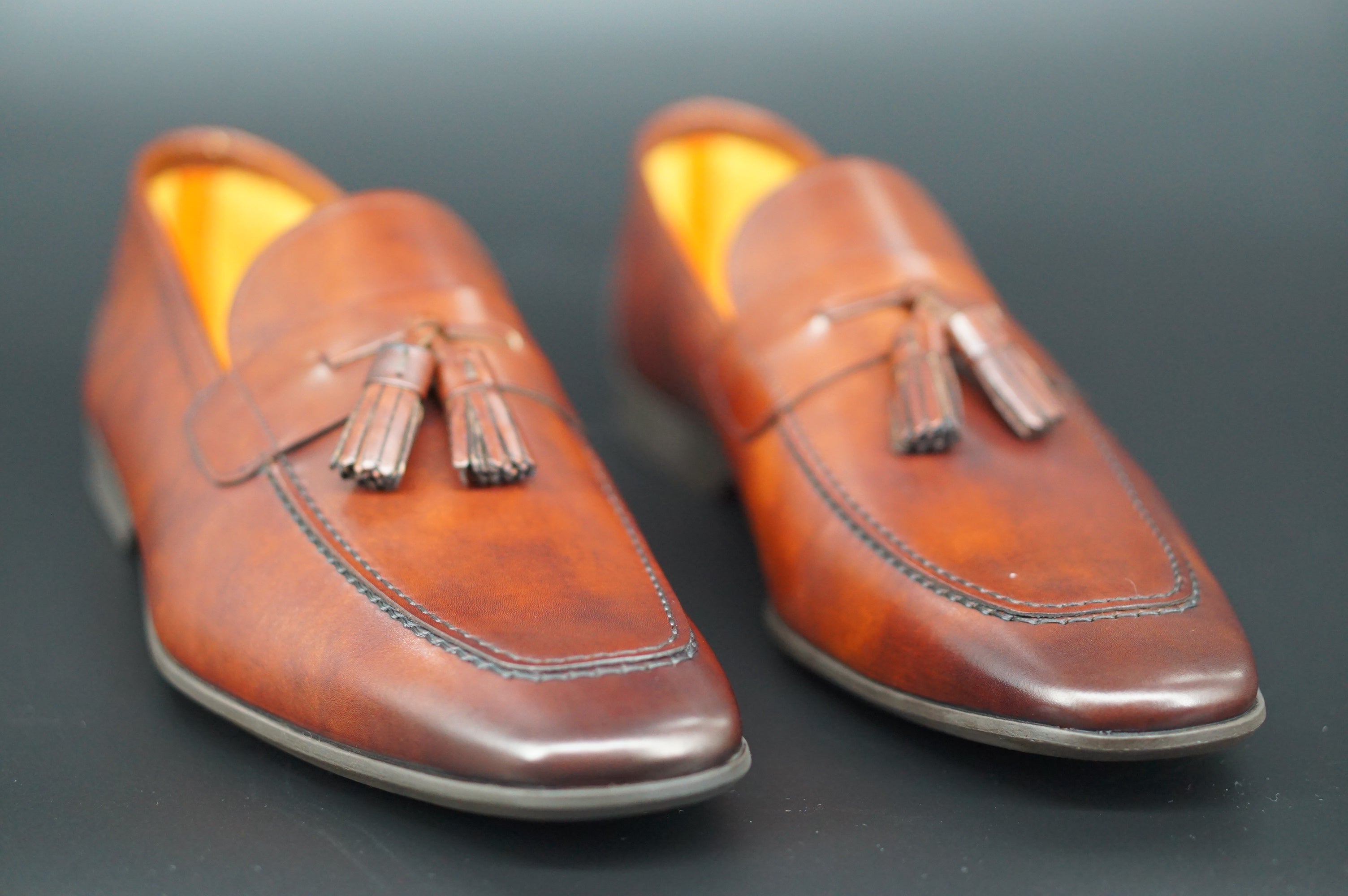 Magnanni Kamato Tassel Loafers SZ 10.5 Tobaco brown Leather $350 Slip On NIB