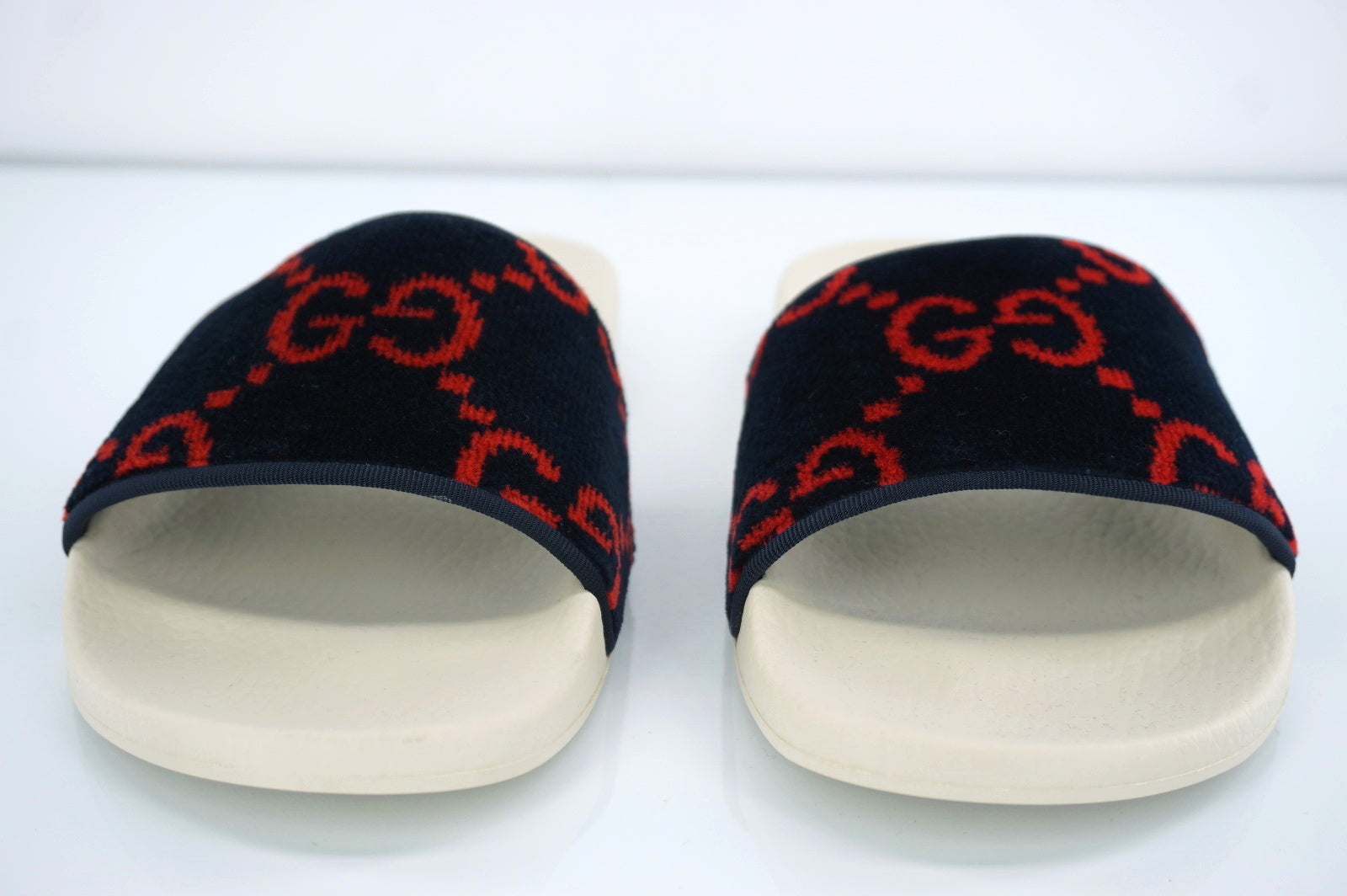 Gucci GG Pursuit Blue Velvet Slide sandals SZ 39G Red Logo Chain