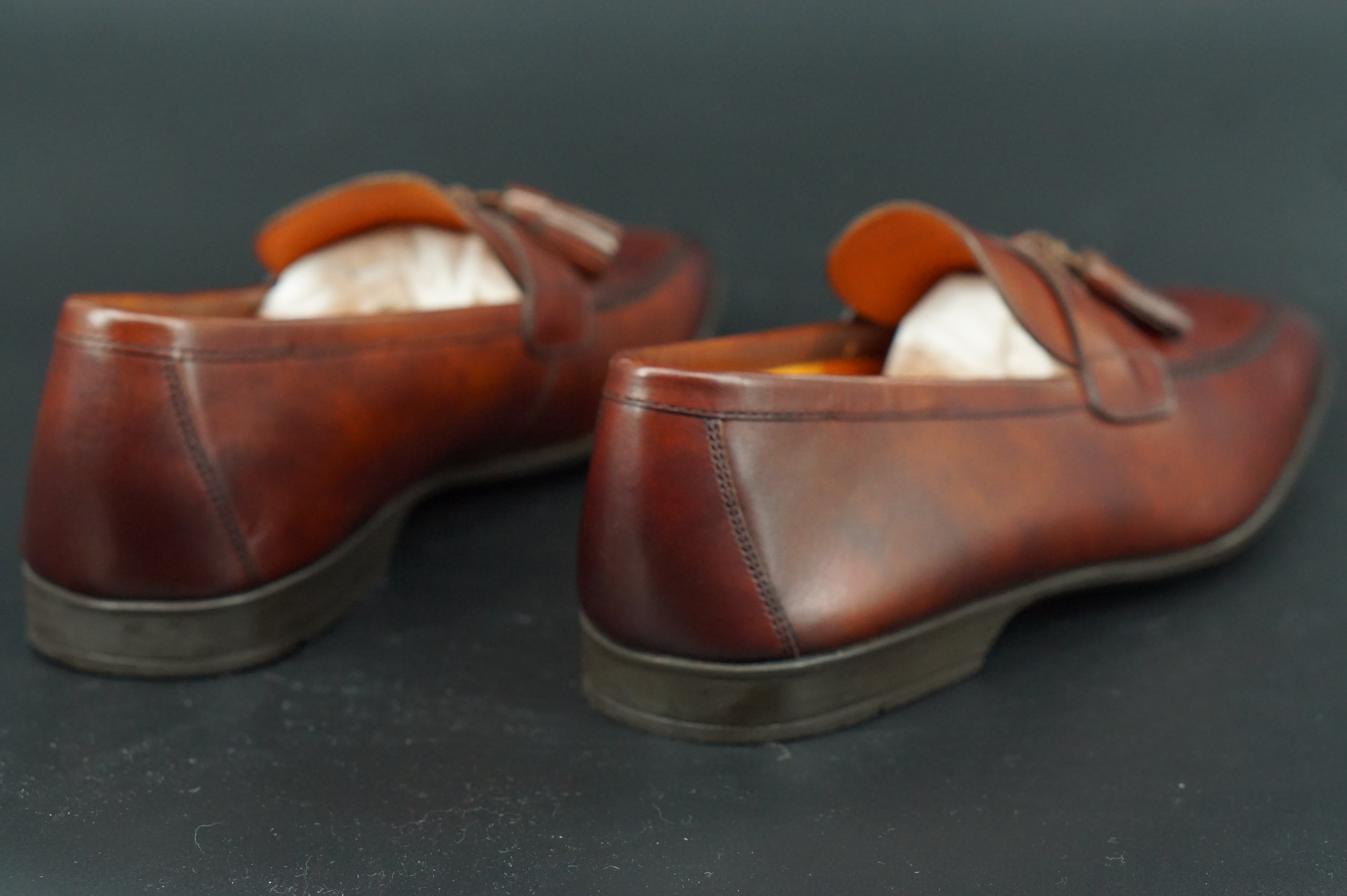 Magnanni Kamato Tassel Loafers SZ 9.5 Tobaco brown Leather $350 Slip On NIB
