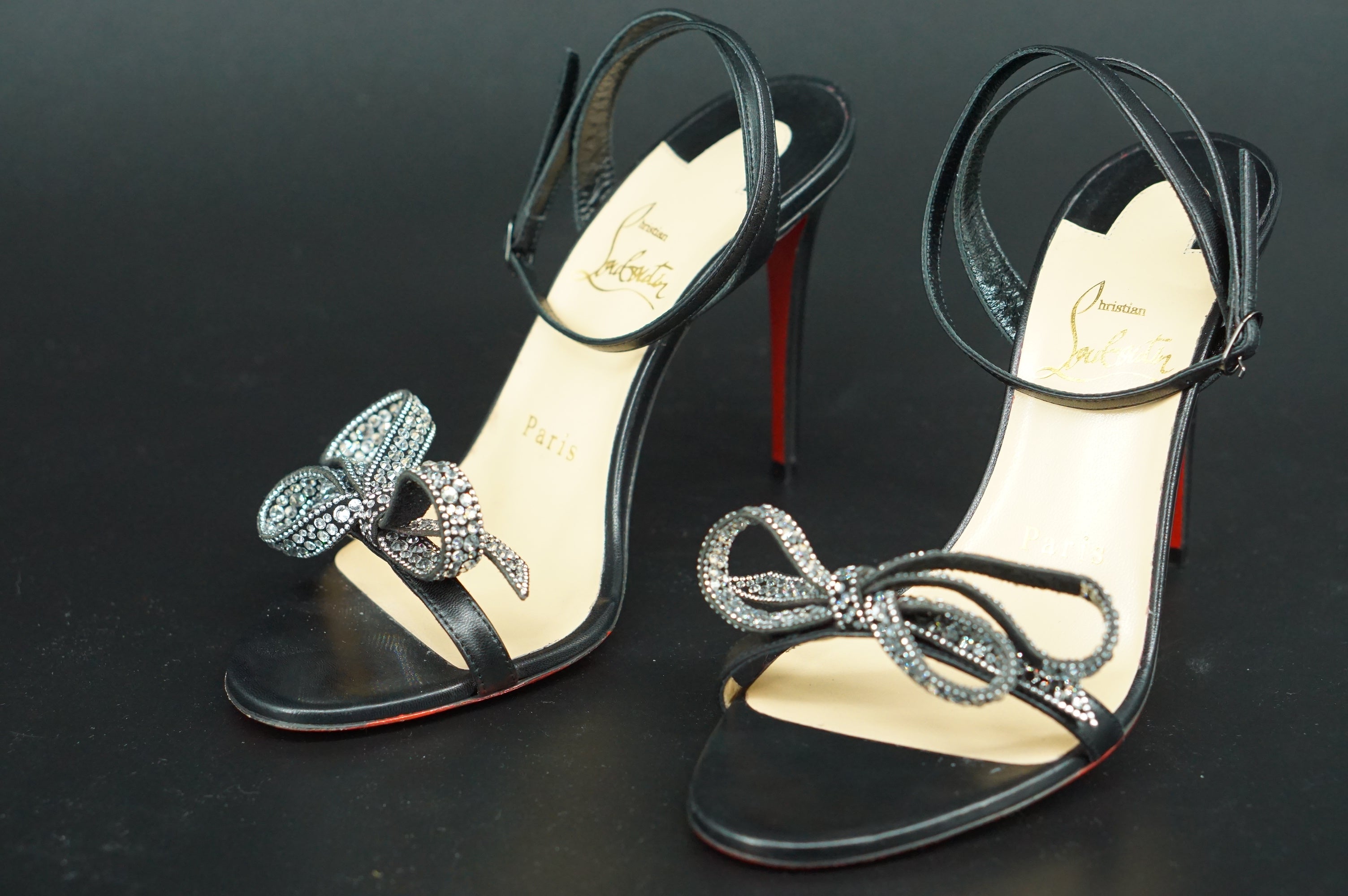 Christian Louboutin Jewel Queen 100 crystal bow leather Sandals SZ 36.5 $1095