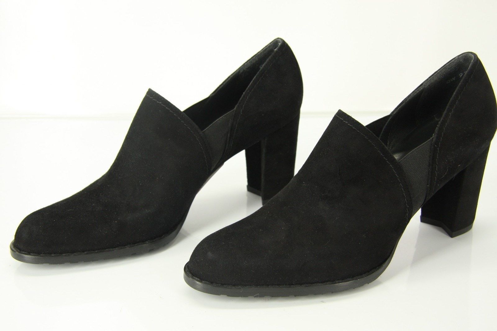 Stuart Weitzman Corral Suede Ankle Bootie size 8 NIB black pumps $425