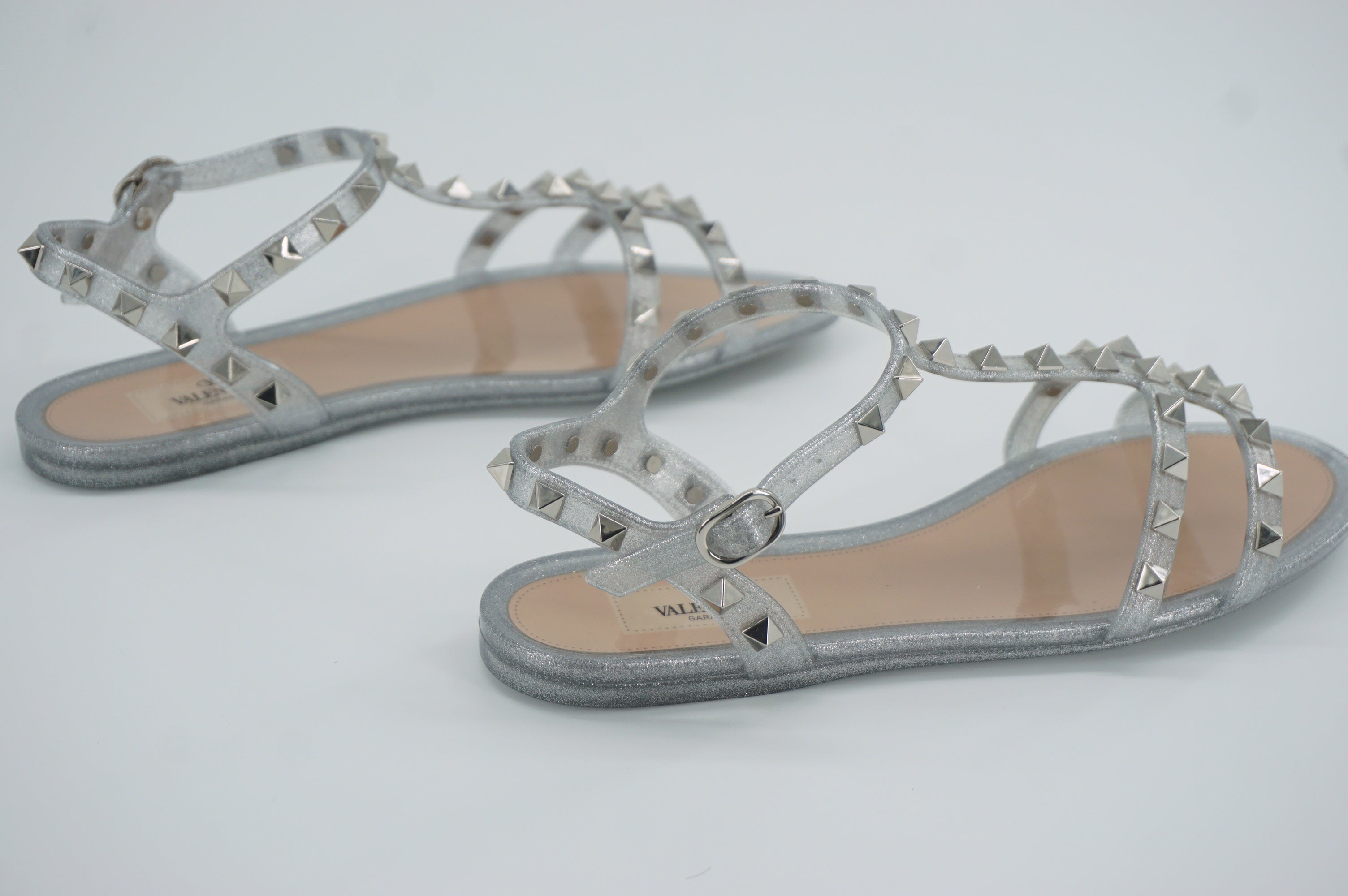 Valentino Rockstud Gladiator Thong Jelly PVC Sandal SZ 37 New Silver Glitter$495