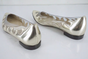 Stuart Weitzman Gold Leather 'Scrolly' Clear Flames Pointy Flats SZ 5.5 New $375