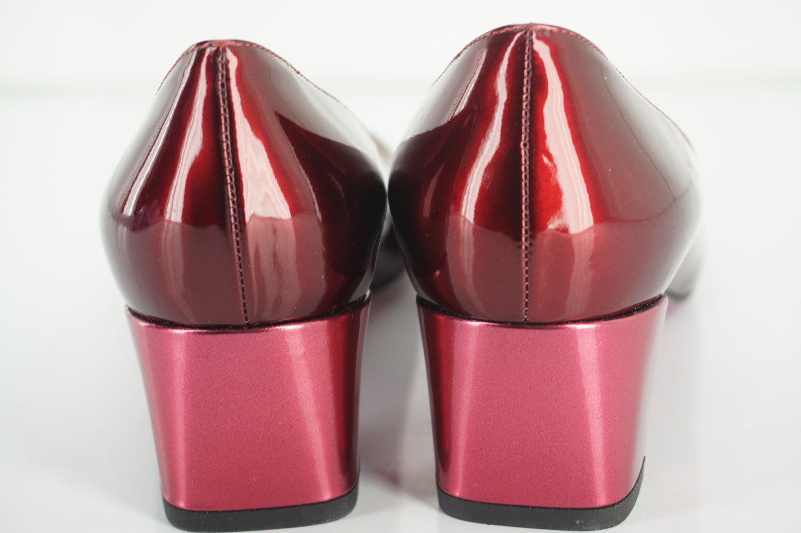 Fendi Womens Eloise Pump Red Patent Size 36.5