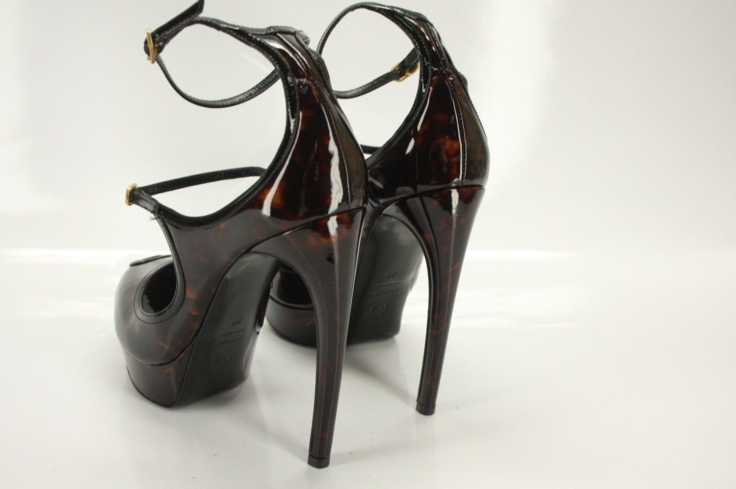 Alexander McQueen Key Hole Open Toe Platform Ankle Strap Sandal SZ 38 NIB $1095