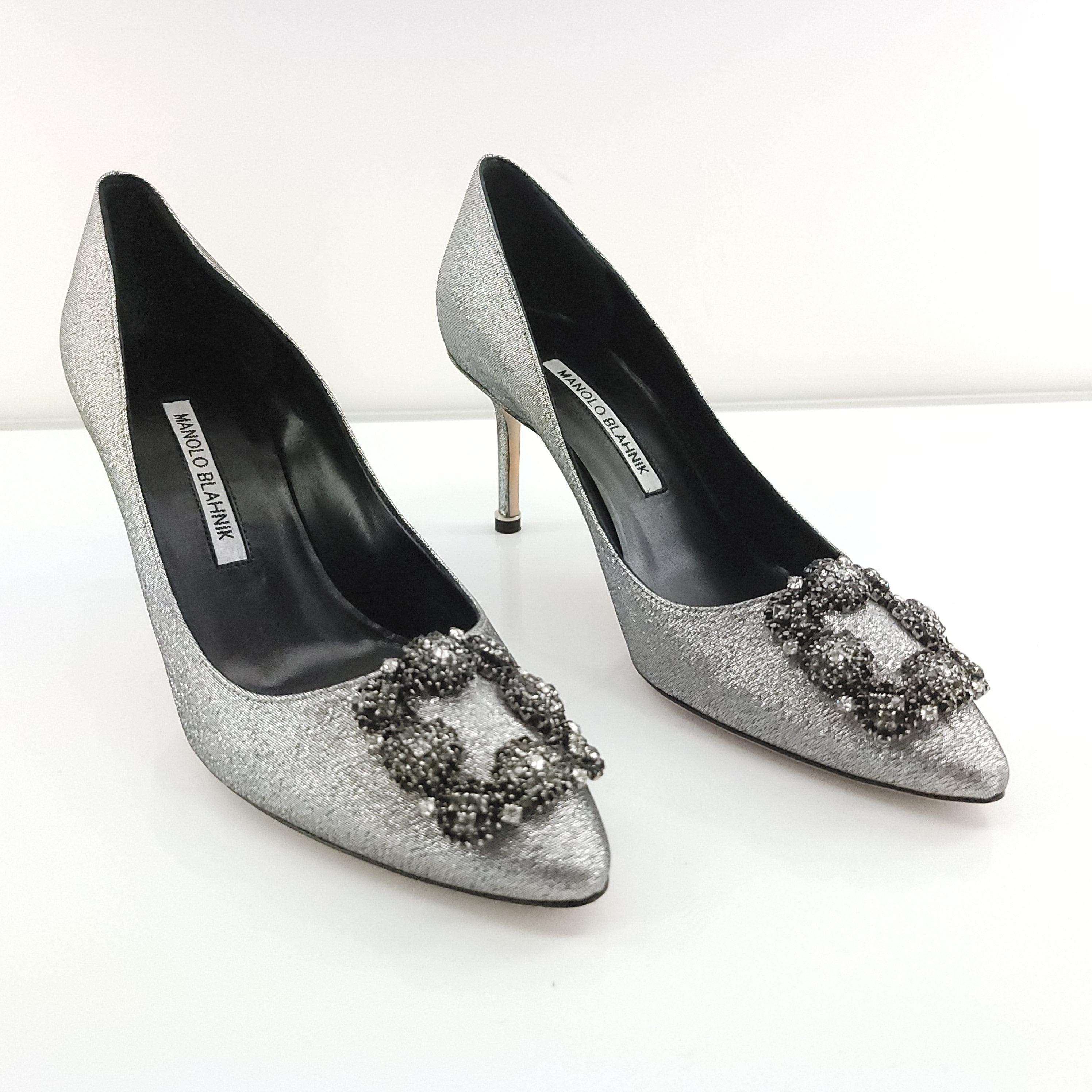 Manolo Blahnik Metallic Silver Hangisi 80 mm Notturno SZ 38 Pointy Glitter $1085