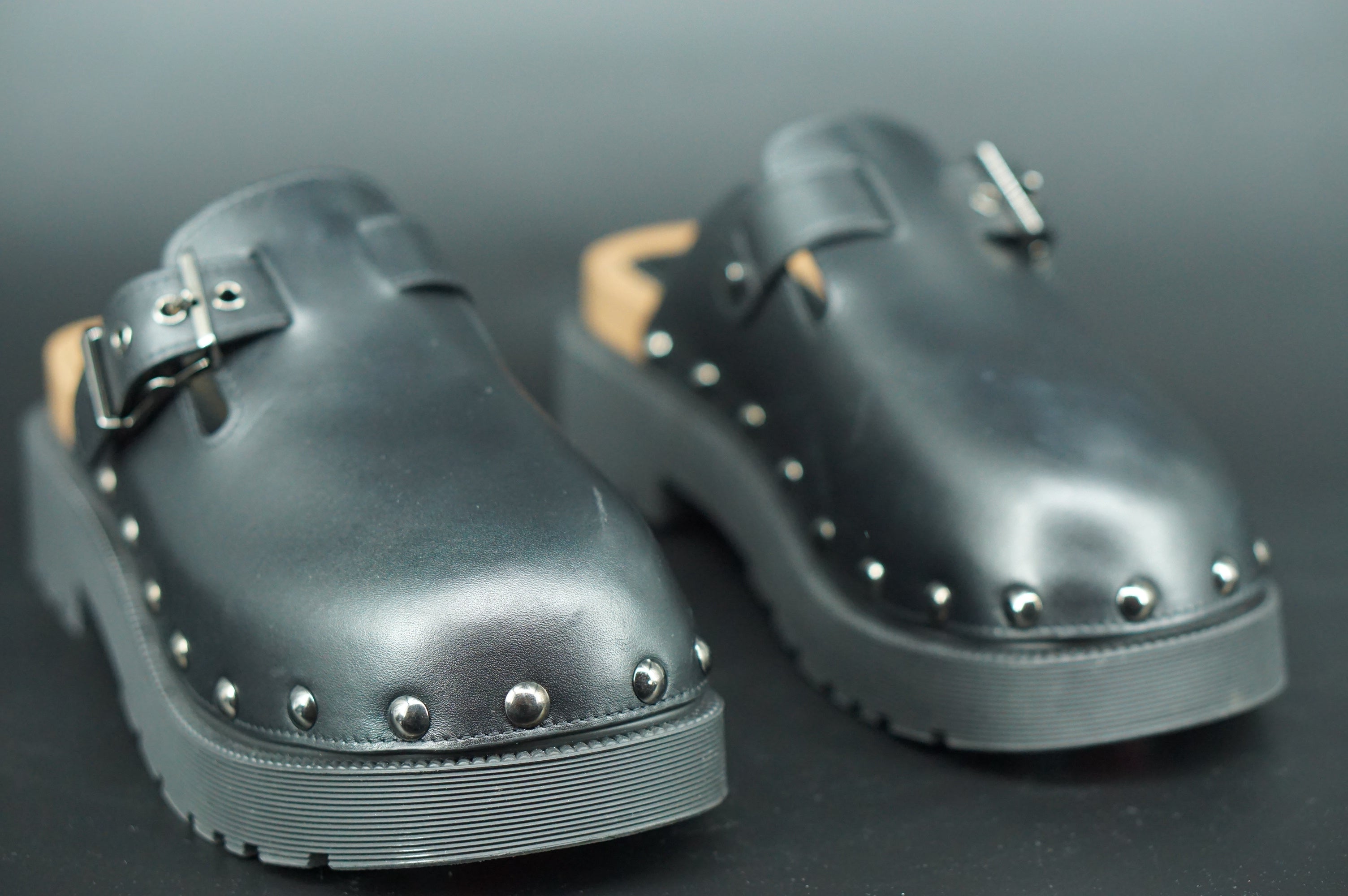 Christian Dior Diorquake Studded Black Leather studded Clog SZ 39 $1095