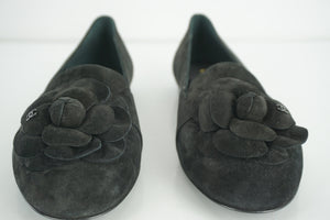 CHANEL Womens Camellia Loafer 17B Ballet Flat Black Suede Size 35