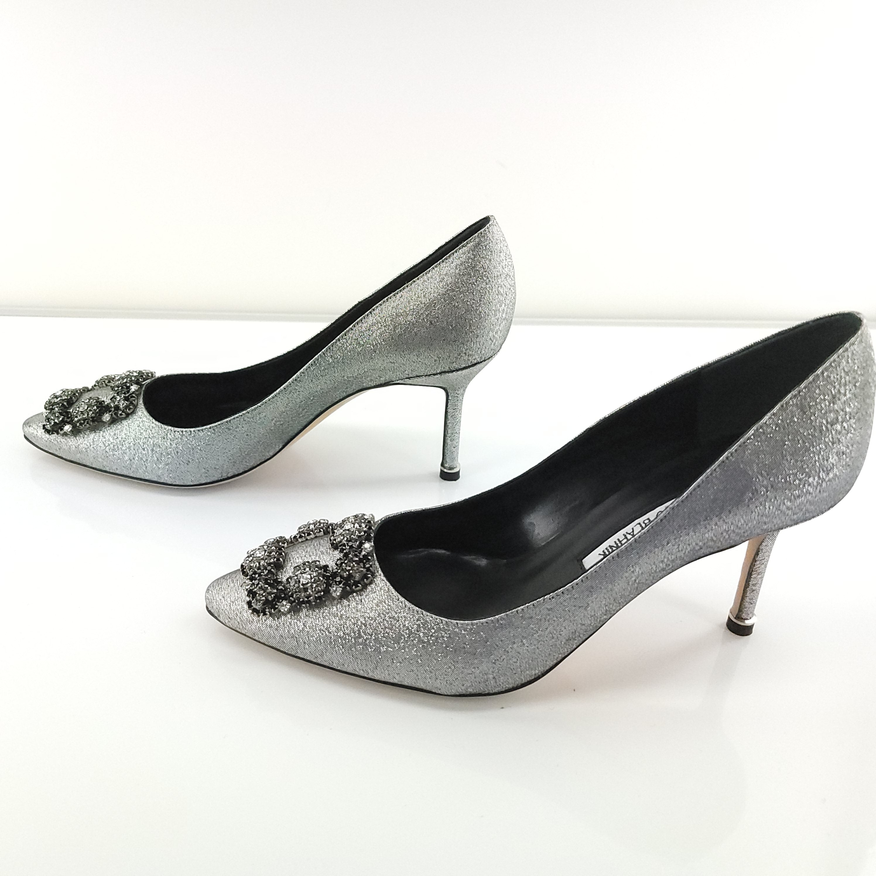 Manolo Blahnik Metallic Silver Hangisi 80 mm Notturno SZ 38 Pointy Glitter $1085